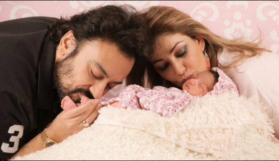 Adnan Sami Shared Pictures of His Daughter on Social Media