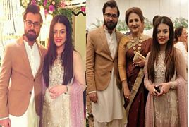 Zara Noor Abbas With Her Mother Asma Abbas And Husband At We