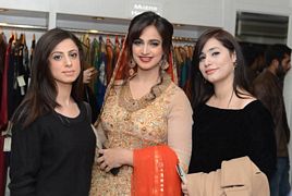 Famous Pakistani Actress’s Sister To Get Married With Her 